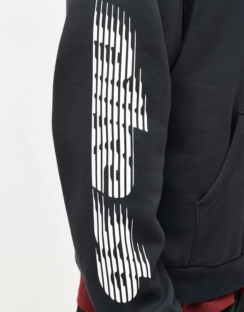 Nike SB GFX Pullover Hoodie - Black/White - Image 4