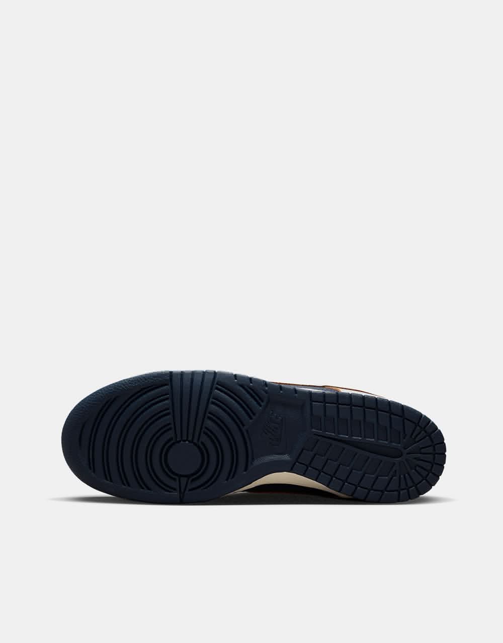 Nike SB 'HUF' Dunk Low OG QS Skate Shoes - Image 9