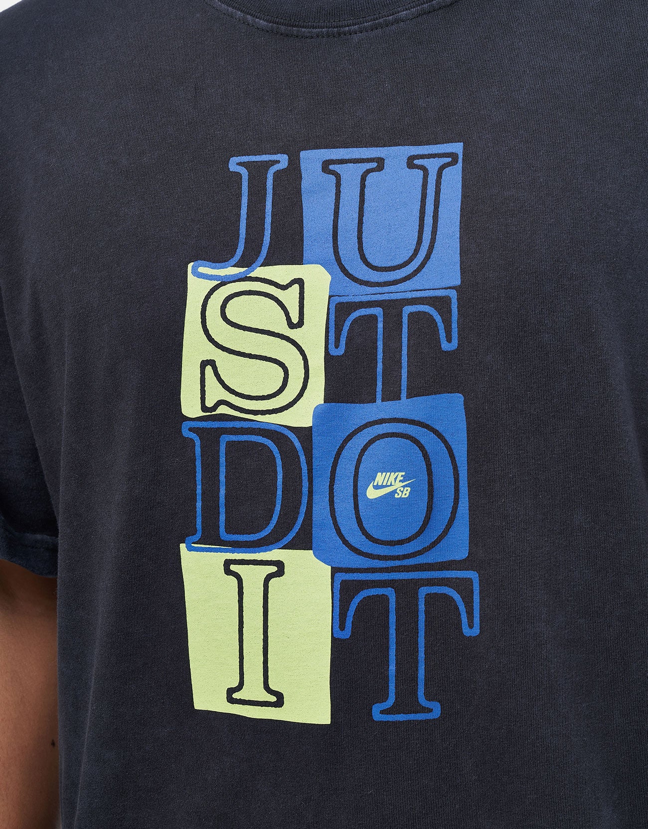Nike SB JDI Remake T-Shirt - Black - Image 2