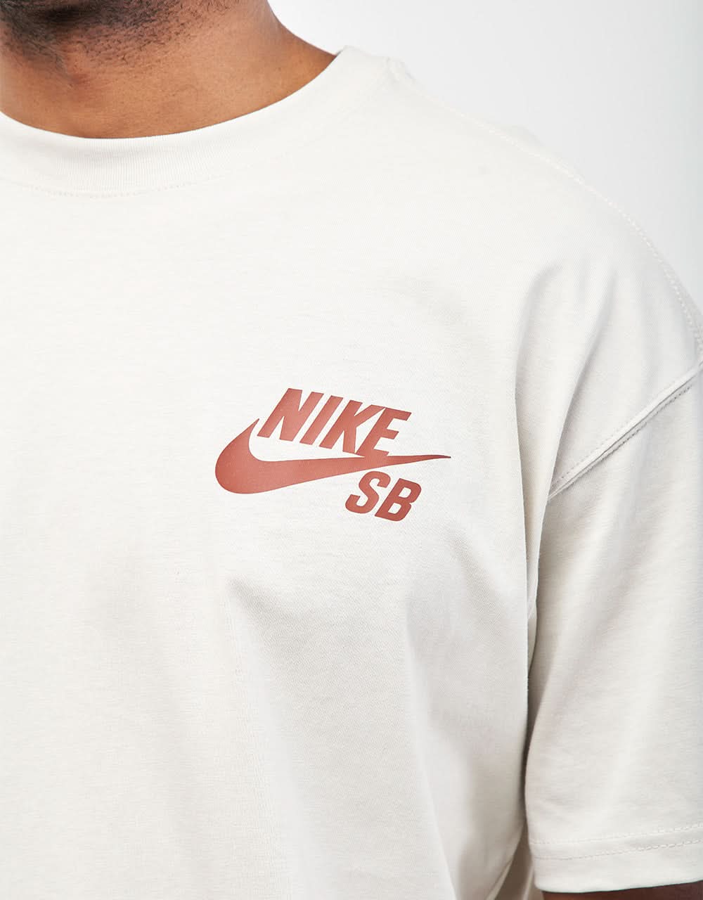 Nike SB Logo T-Shirt - Light Bone - Image 3