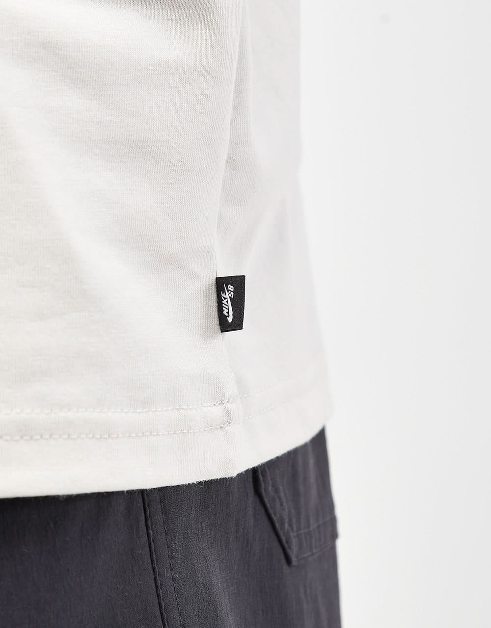Nike SB Logo T-Shirt - Light Bone - Image 4