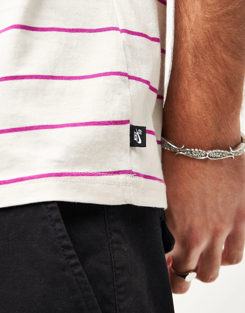Nike SB M90 Striped T-Shirt - Light Bone - Image 4