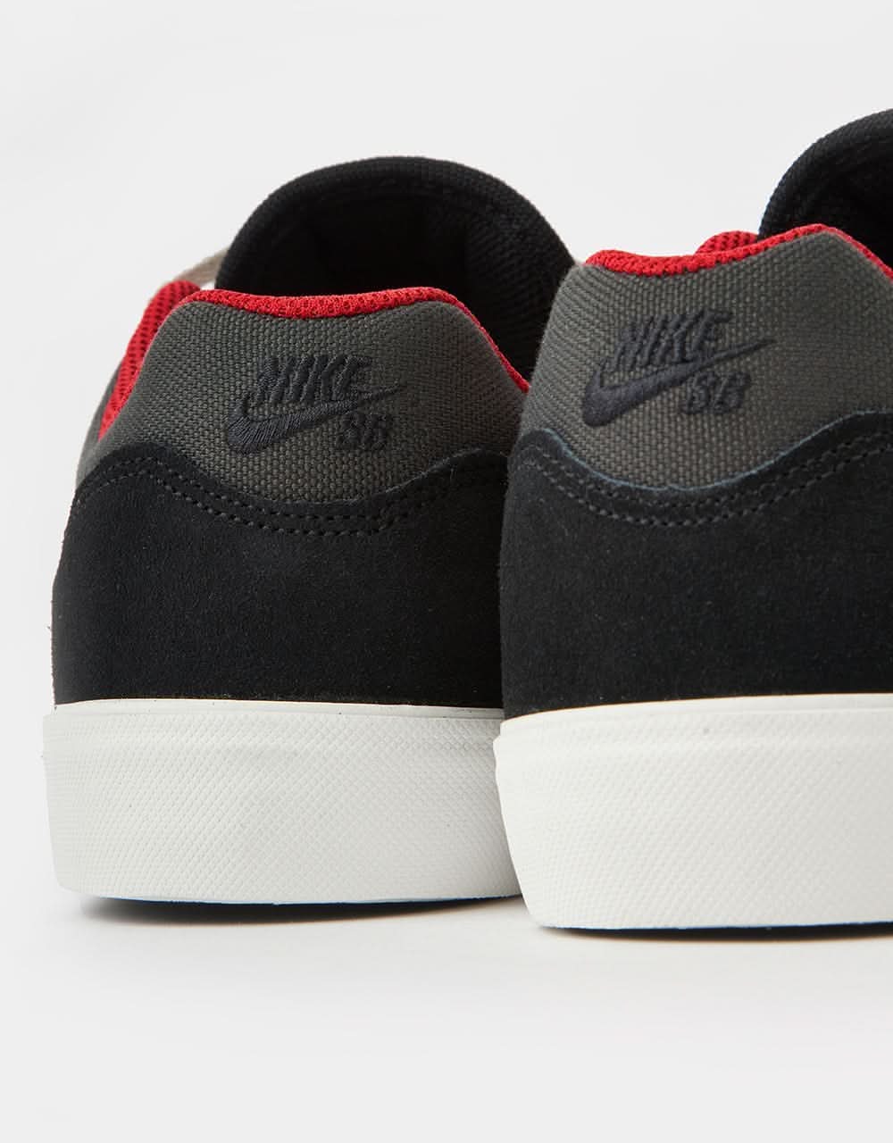 Nike SB Malor Skate Shoes - Black/Gym Red-Black-Anthracite-Summit White - Image 6