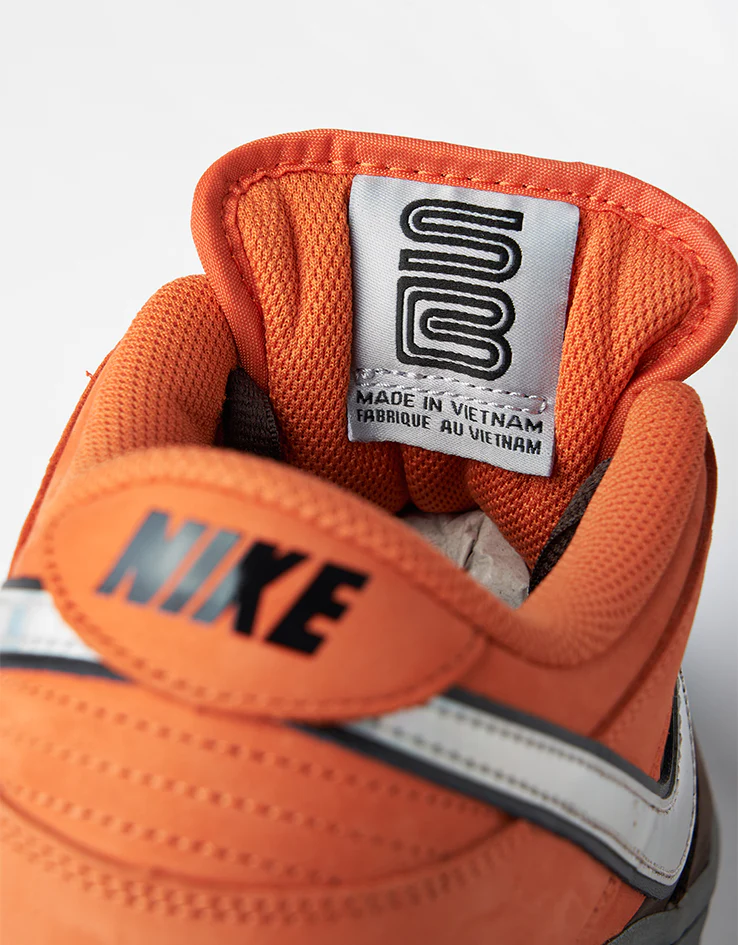 Nike SB 'Muni Pass' Dunk Low Pro Skate Shoes - Safety Orange/Wolf Grey-Baroque Brown - Image 7