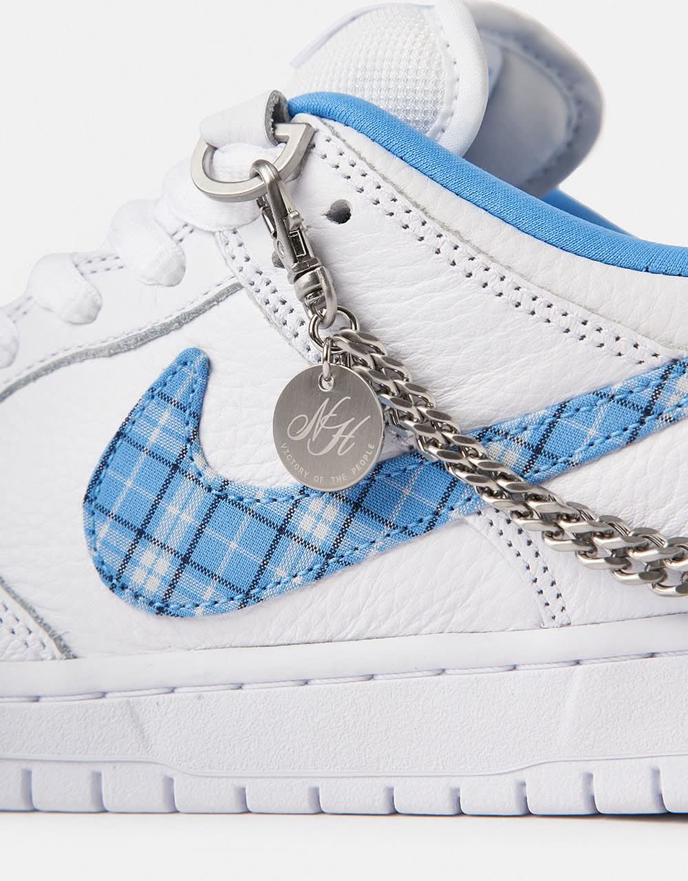 Nike SB 'Nicole Hause' Dunk Low Pro QS Skate Shoes - White/University Blue-White - Image 10