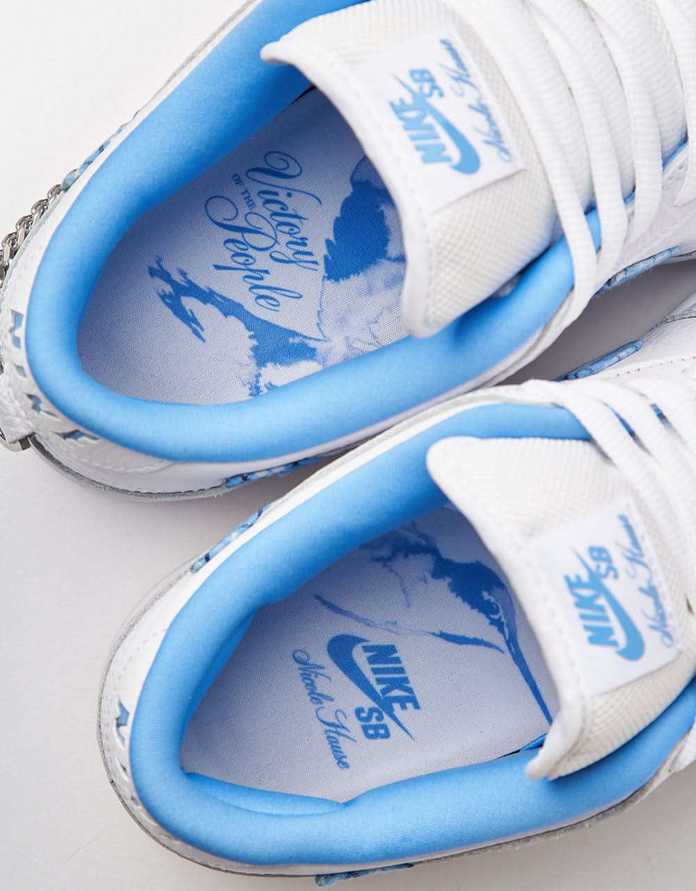 Nike SB 'Nicole Hause' Dunk Low Pro QS Skate Shoes - White/University Blue-White - Image 13
