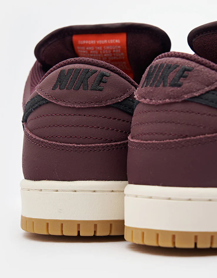 Nike SB 'Orange Label' Dunk Low Pro ISO Skate Shoes - Burgundy Crush/Black-Mystic Dates-Sail - Image 6