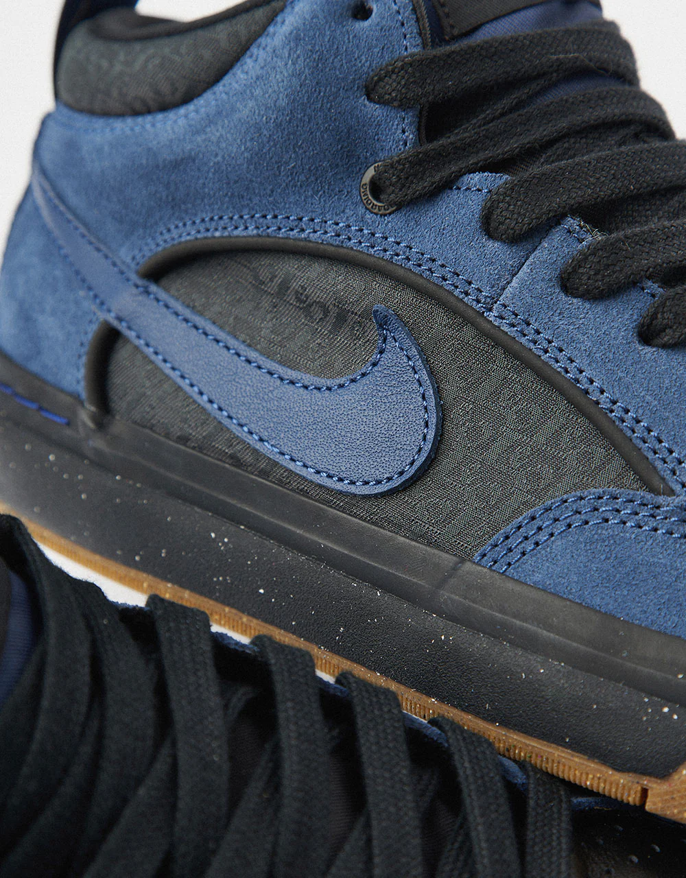 Nike SB React Leo Skate Shoes - Navy/Navy-Black-Anthracite - Image 3