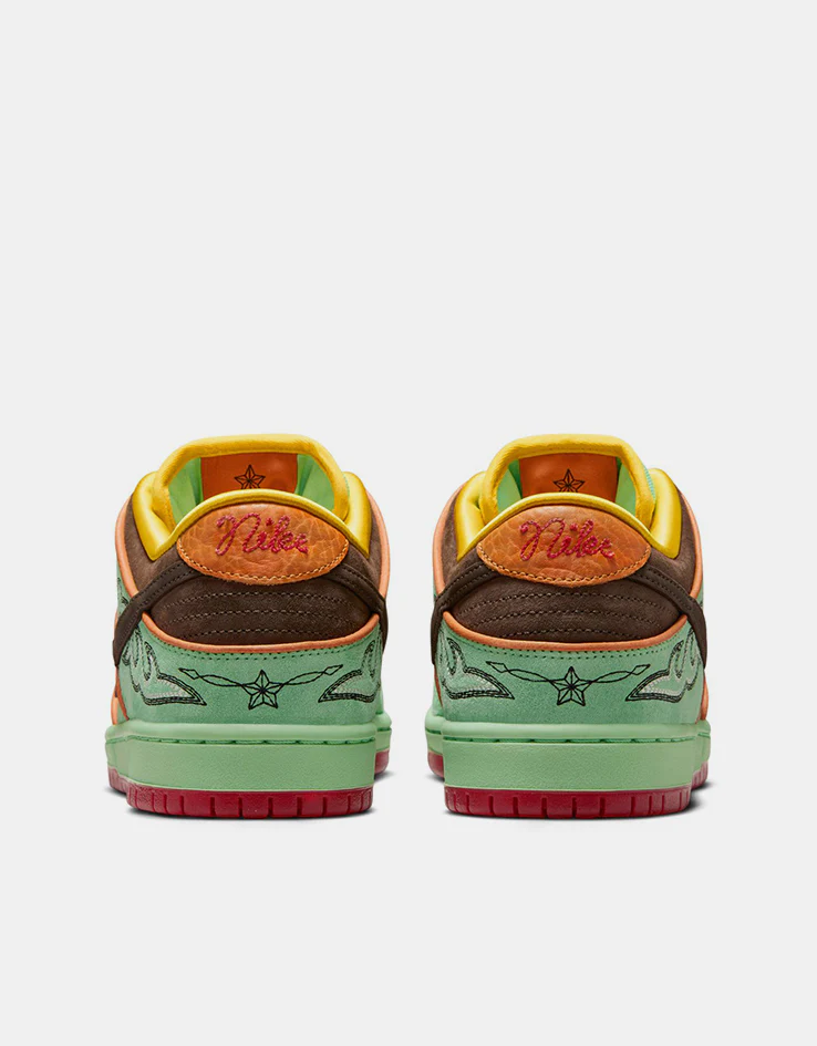 Nike SB 'Rodeo' Dunk Low Pro QS Skate Shoes - Tourmaline/Baroque Brown-Monarch - Image 5