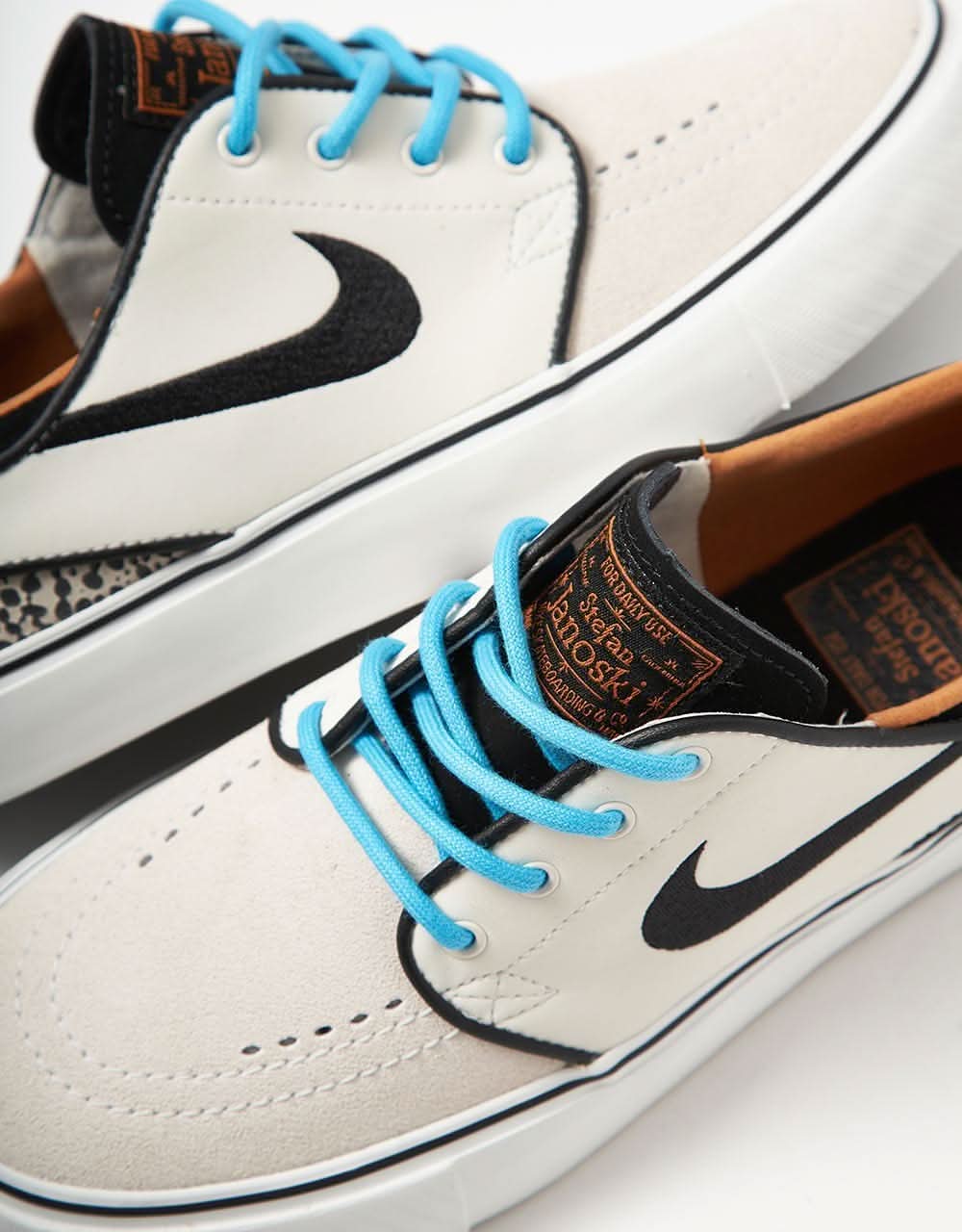Nike SB 'Safari Electric Pack' KIDS Janoski SE GS Skate Shoes - Phantom/Black-Black-Monarch - Image 4