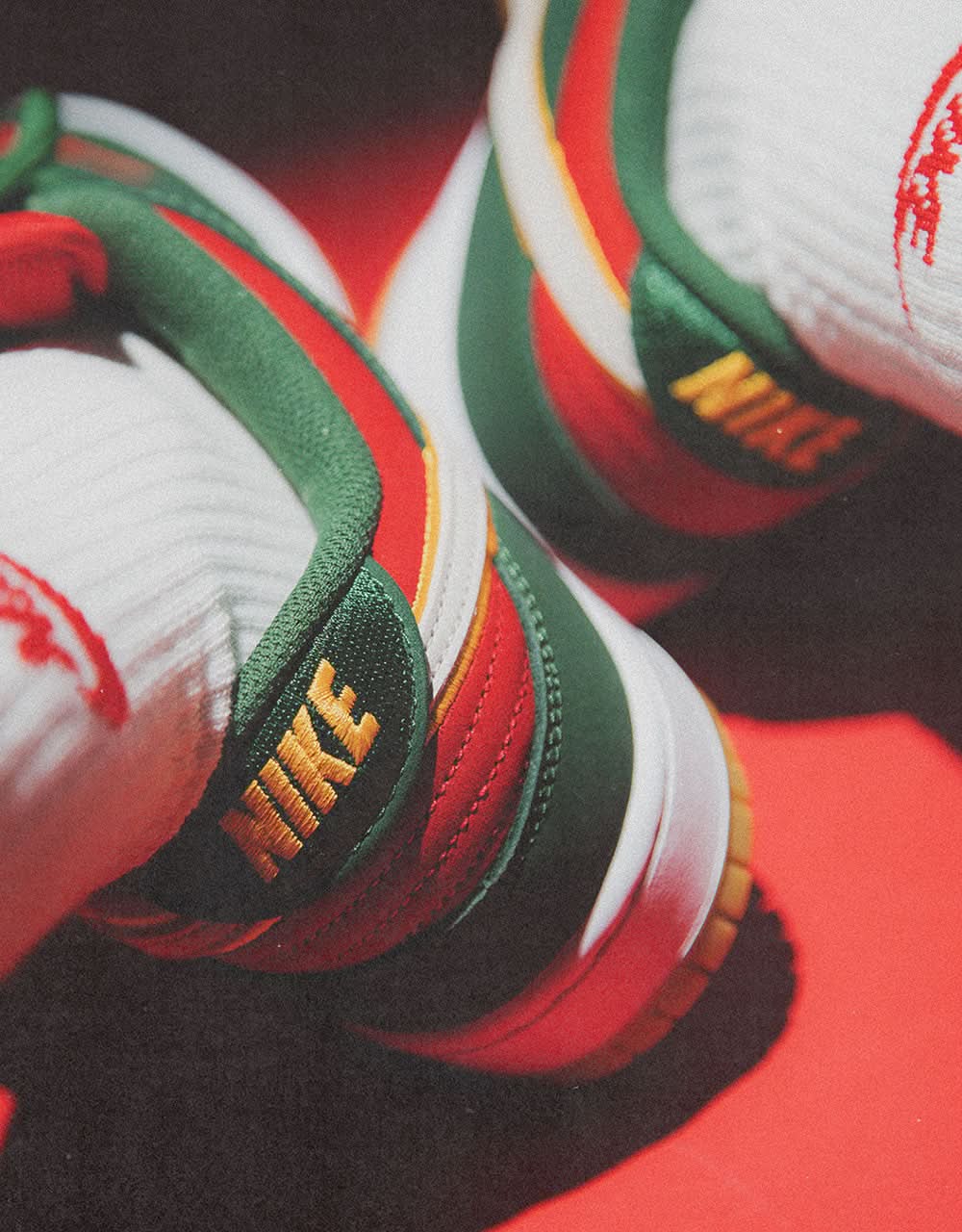 Nike SB 'Seattle SuperSonics' Dunk Low Pro Premium Skate Shoes - Fir/White-University Gold-Fire Red - Image 12