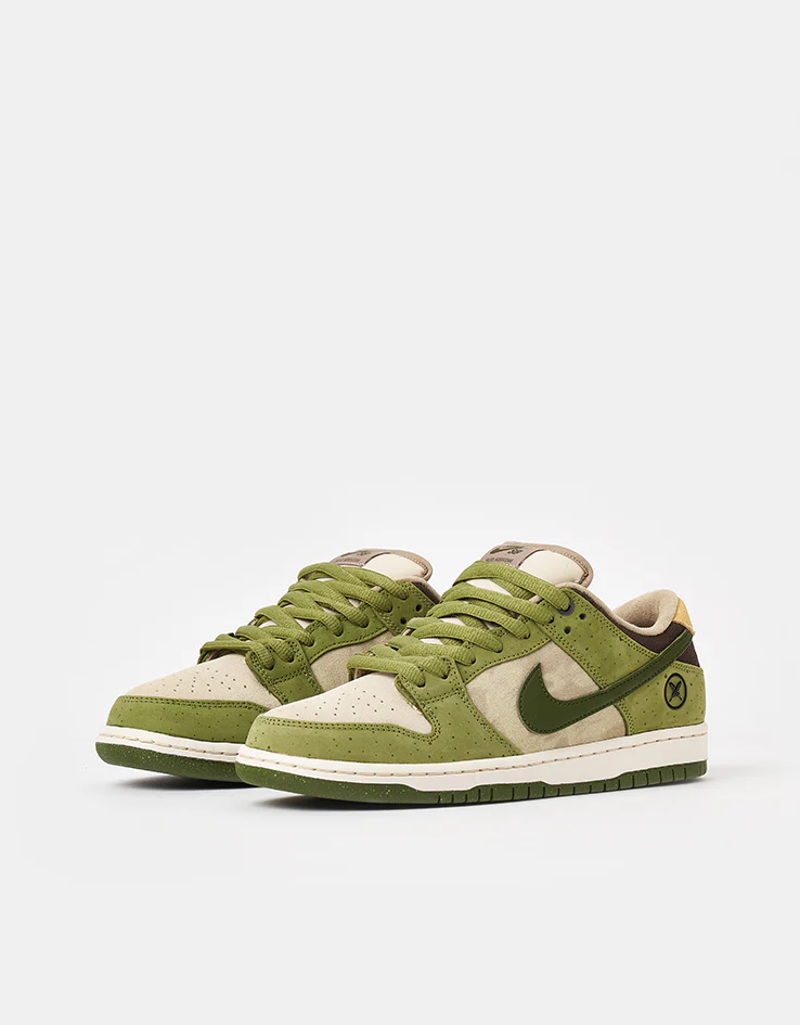 Nike SB 'Yuto' Dunk Low Pro QS Skate Shoes - Asparagus/Legion Green-Lt Khaki - Image 3