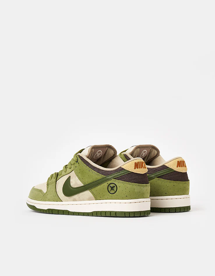 Nike SB 'Yuto' Dunk Low Pro QS Skate Shoes - Asparagus/Legion Green-Lt Khaki - Image 4