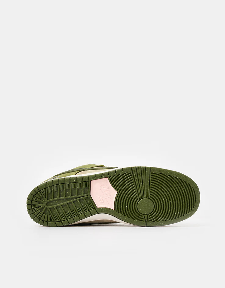 Nike SB 'Yuto' Dunk Low Pro QS Skate Shoes - Asparagus/Legion Green-Lt Khaki - Image 5