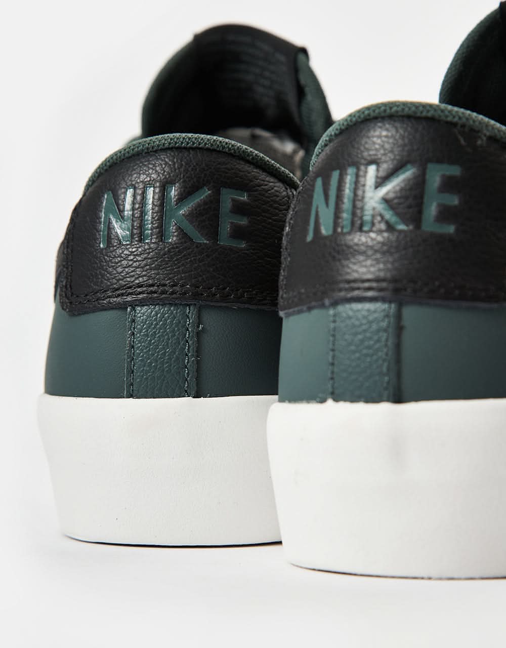 Nike SB Zoom Blazer Low Pro GT Skate Shoes - Vintage Green/Black-Vintage Green - Image 7