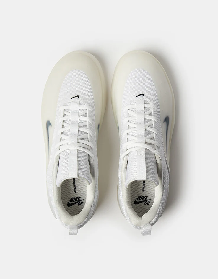 Nike SB Zoom Nyjah 4 Skate Shoes - White/Black-White-Black - Image 2
