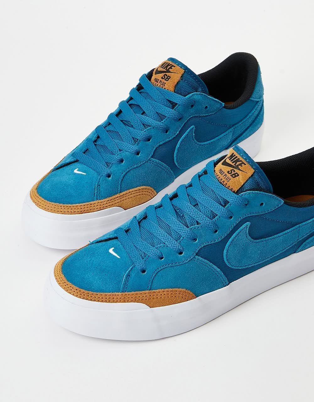 Nike SB Zoom Pogo Plus Premium Skate Shoes - Green Abyss/Green Abyss-Desert Ochre - Image 2