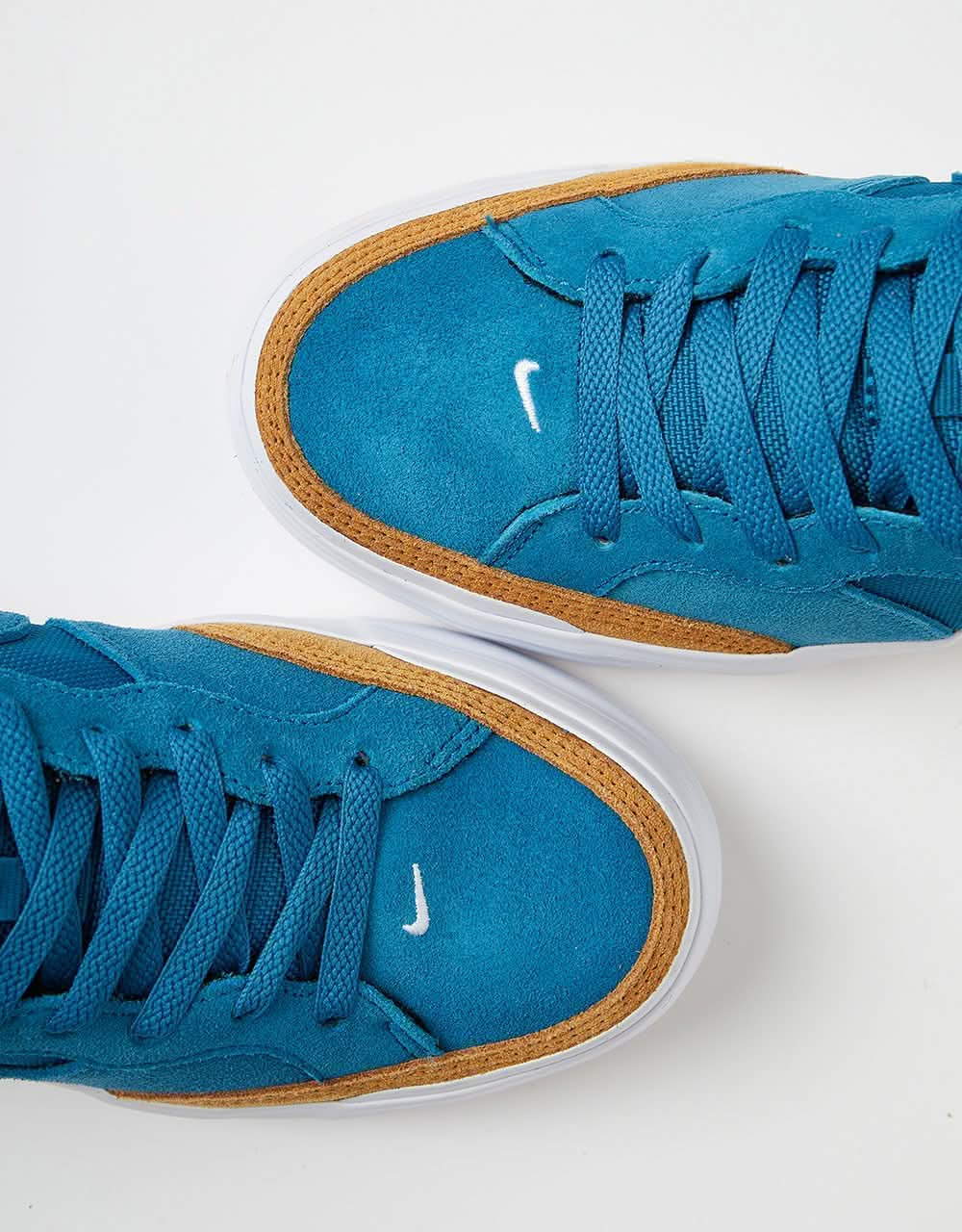 Nike SB Zoom Pogo Plus Premium Skate Shoes - Green Abyss/Green Abyss-Desert Ochre - Image 4