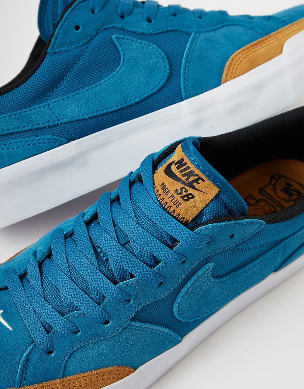 Nike SB Zoom Pogo Plus Premium Skate Shoes - Green Abyss/Green Abyss-Desert Ochre - Image 5