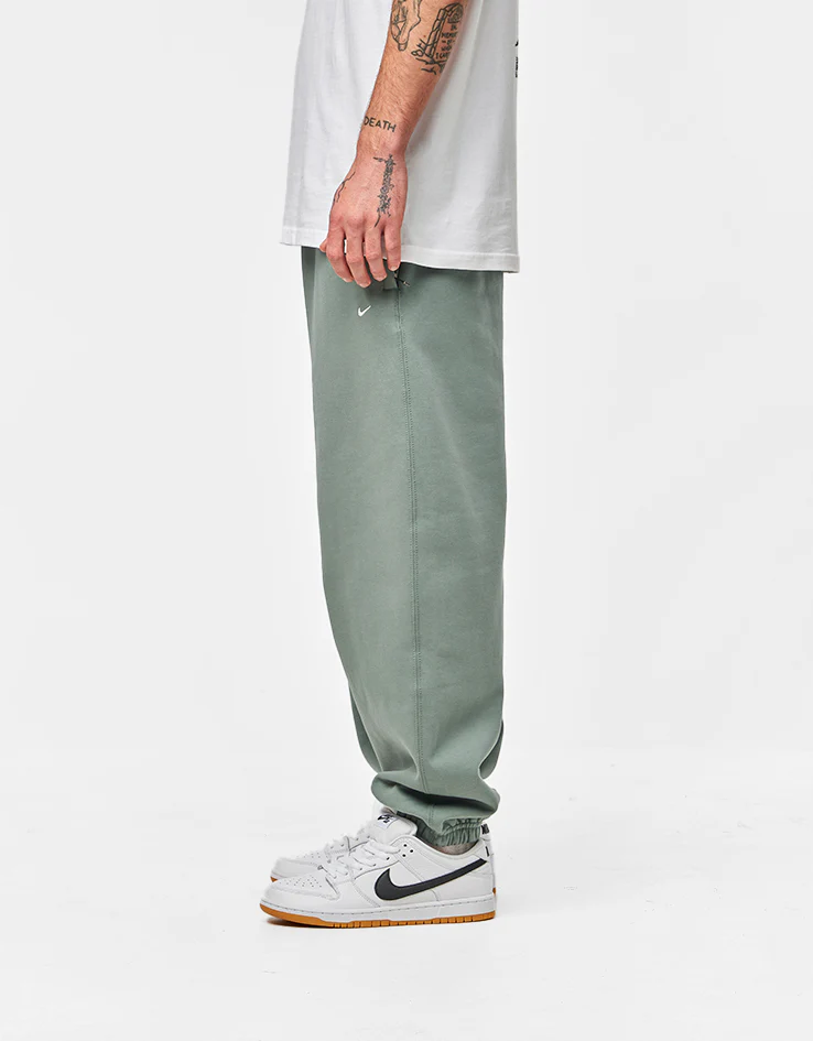 Nike Solo Swoosh Sweatpants - Clay Green/Clay Green/White - Image 2