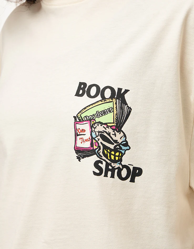 Pas De Mer Black Book T-Shirt - Cream - Image 9