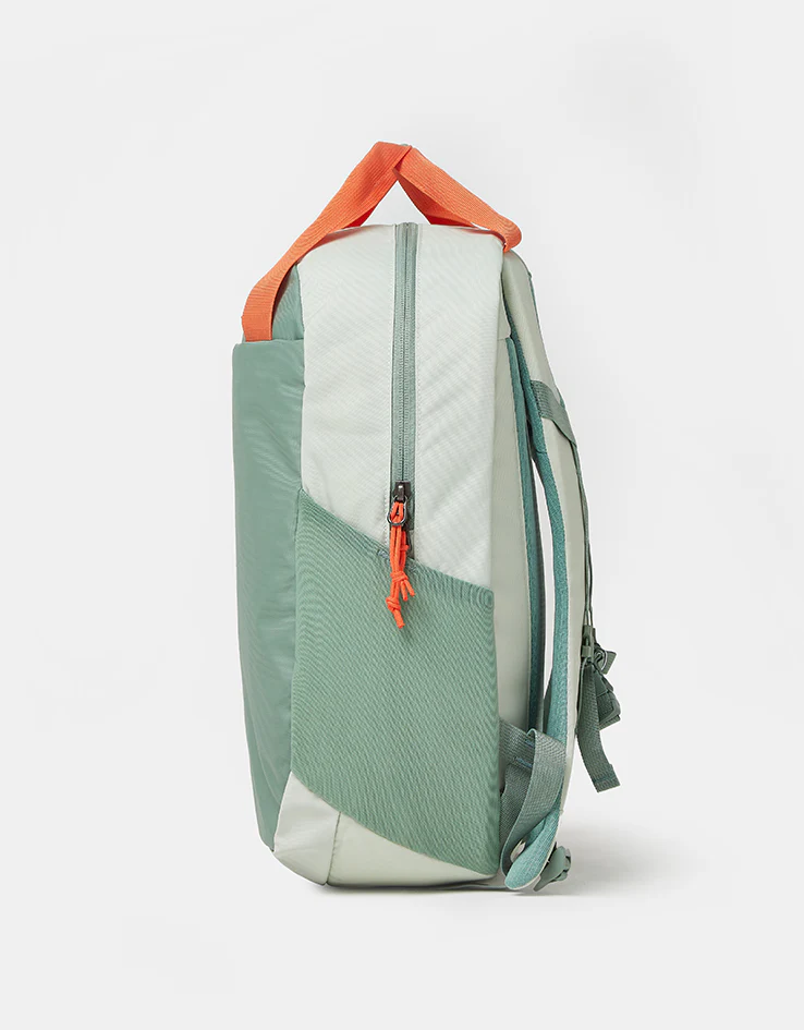 Patagonia Atom Tote Pack 20L - Lichen Green - Image 2