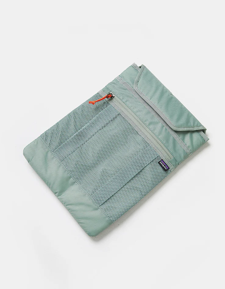 Patagonia Atom Tote Pack 20L - Lichen Green - Image 7