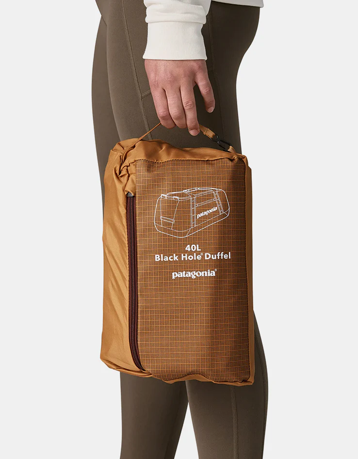 Patagonia Black Hole Duffel Bag 40L - Talon Gold - Image 4