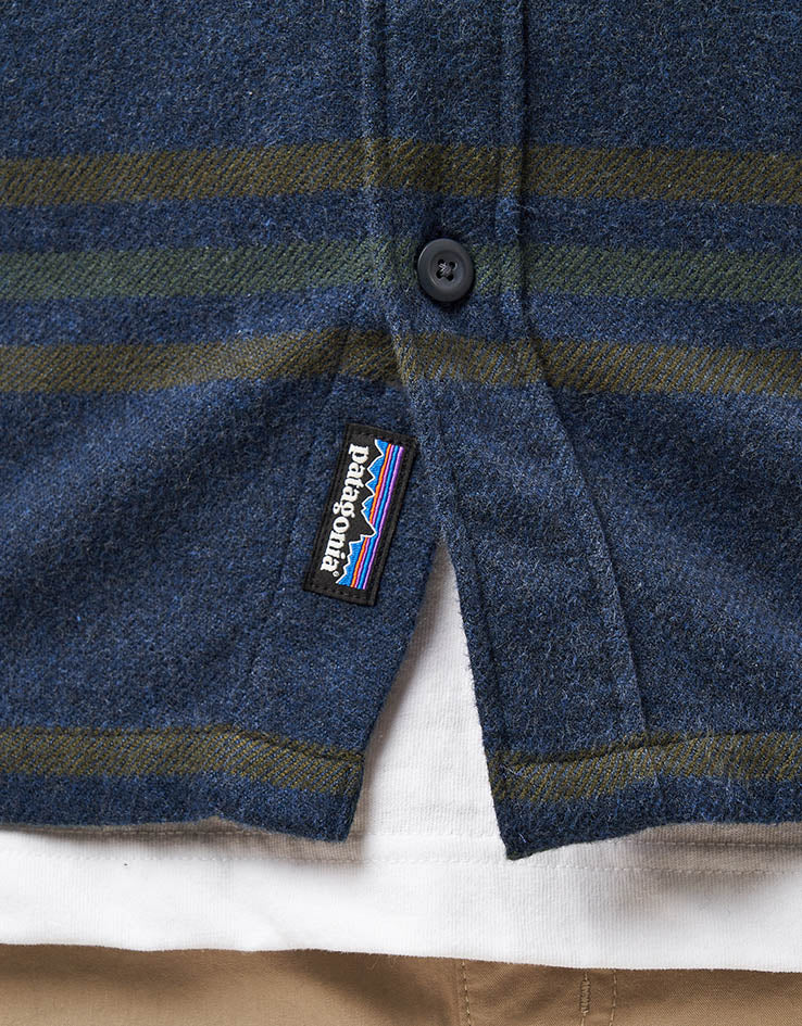 Patagonia Fjord L/S Flannel Shirt - Treelined: Smolder Blue - Image 6