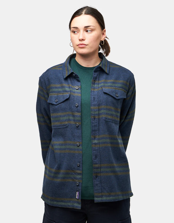 Patagonia Fjord L/S Flannel Shirt - Treelined: Smolder Blue - Image 7