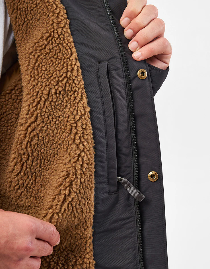 Patagonia Isthmus Parka - Ink Black - Image 6