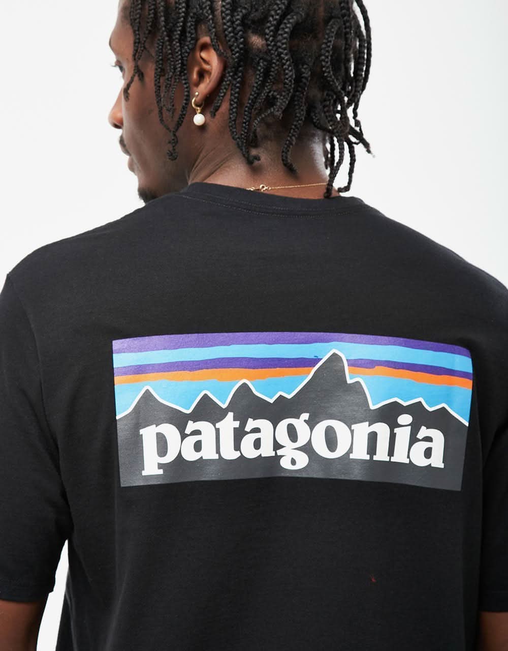 Patagonia P-6 Logo Responsibili-Tee® - Black - Image 4