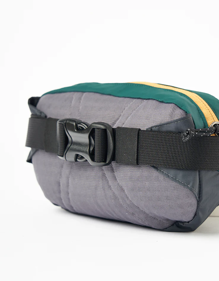 Patagonia Terravia Mini Hip Pack - Noble Grey - Image 2