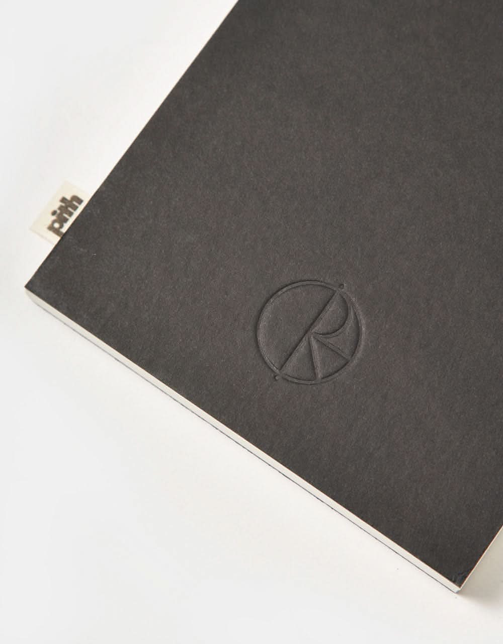 Polar Deck Book - Black - Image 3