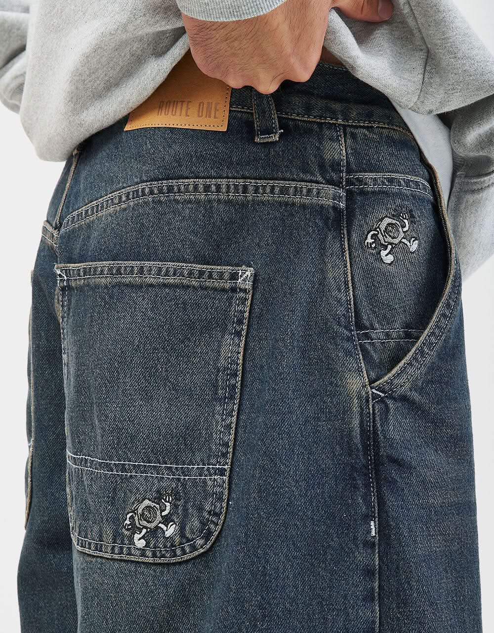 Route One Baggy Jorts XL - Light Wash - Image 2