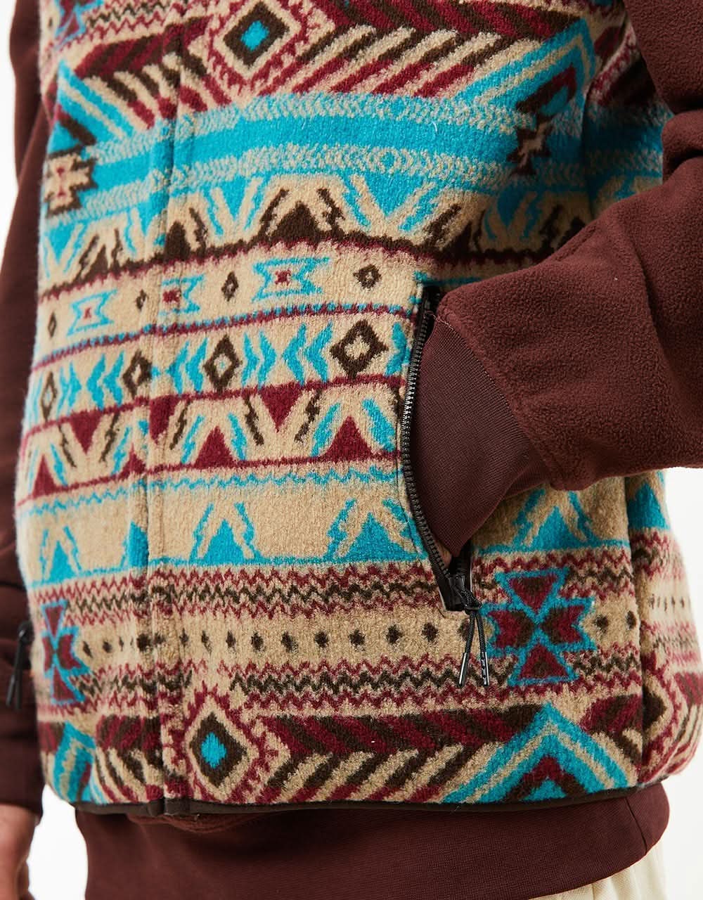 Route One Baskan Fleece Gilet - Merlot/Cerulean - Image 3