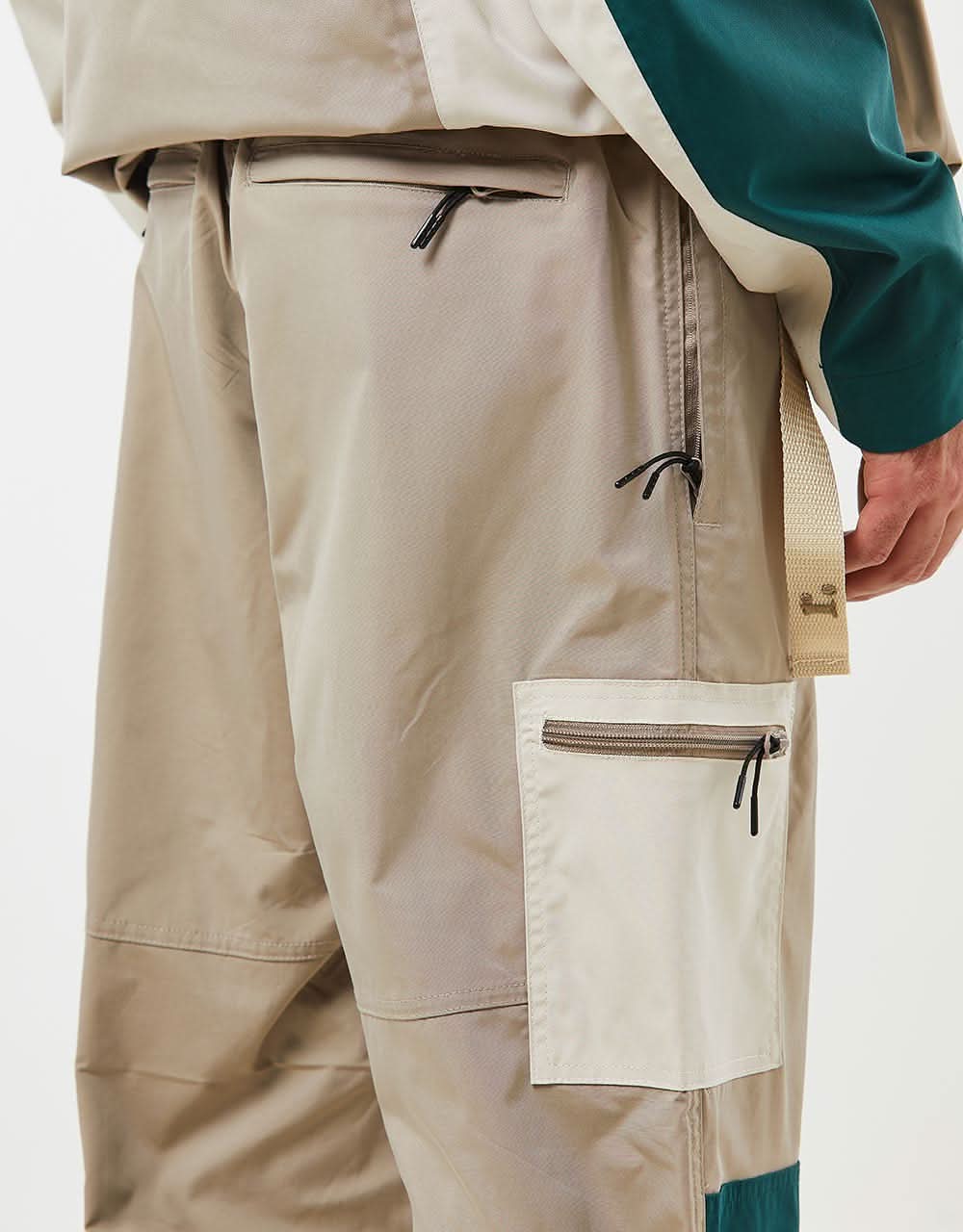 Route One Explorer Pant - Pine/Mushroom - Image 7