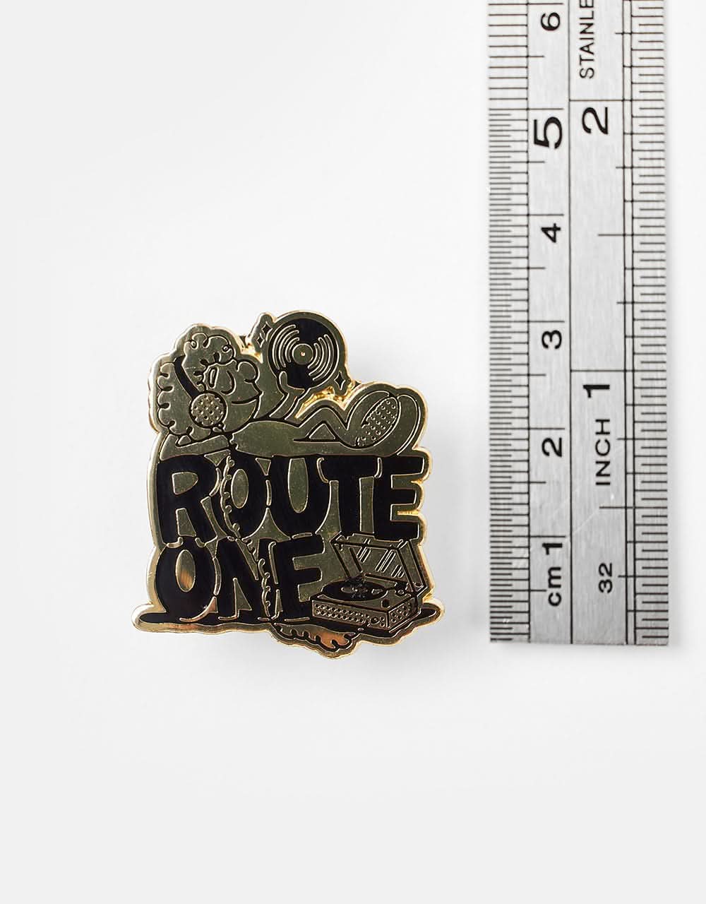 Route One Face The Music Pin - Gold - Image 2
