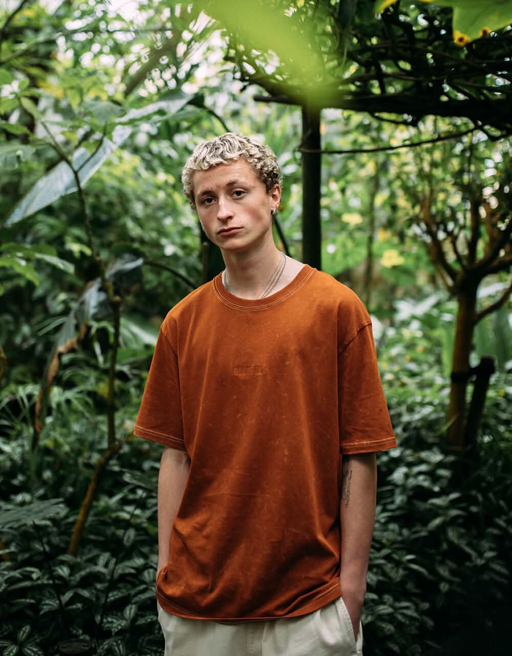 Route One Organic Contrast Stitch T-Shirt - Caramel - Image 4