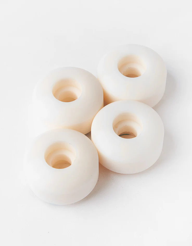 Route One R Logo 102a Skateboard Wheel - 52mm - Image 3