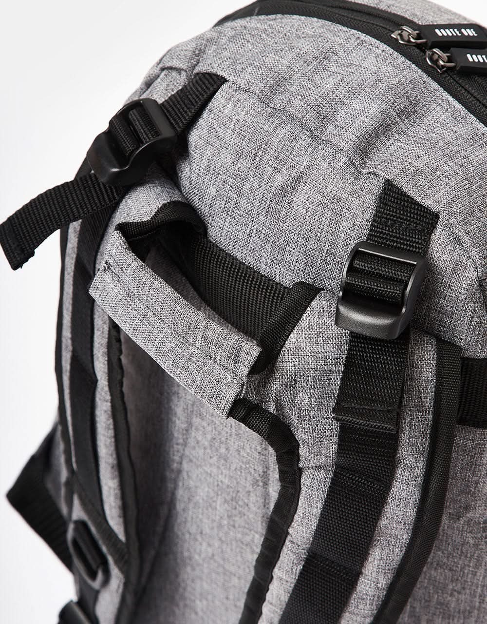 Route One Recycled Skatepack - Grey Crosshatch - Image 8