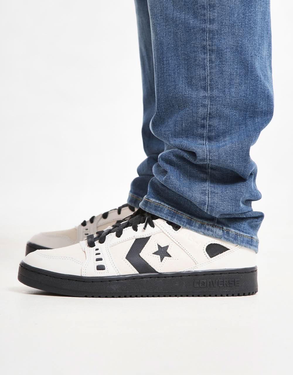 Route One Relaxed Denim Jeans - Washed Blue - Image 6