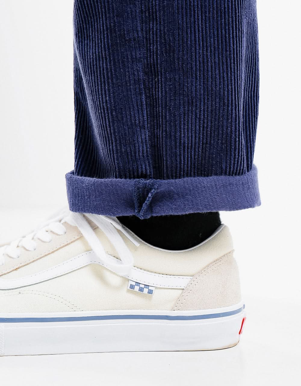 Route One Relaxed Fit Big Wale Cords - Navy - Image 3