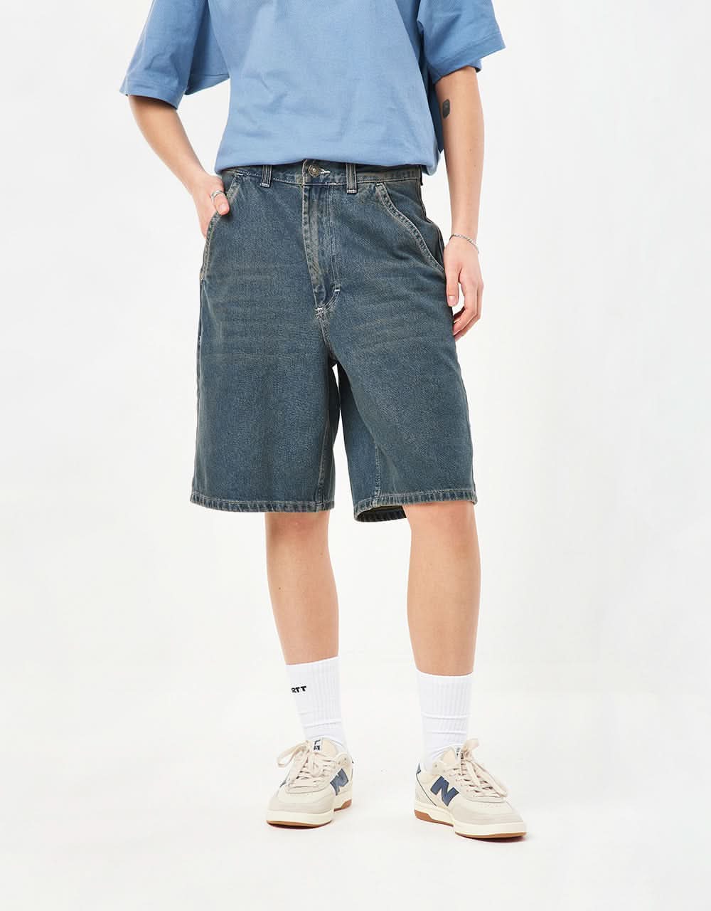 Route One Super Baggy Jorts - Light Wash - Image 9