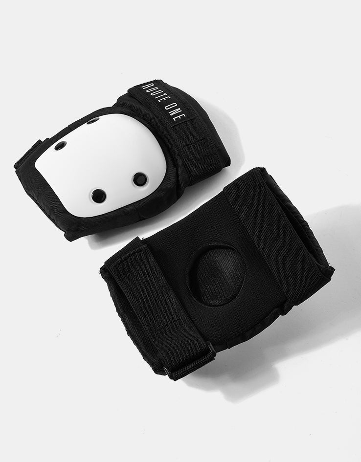 Route One Triple Pad Set - Black/White - Image 3