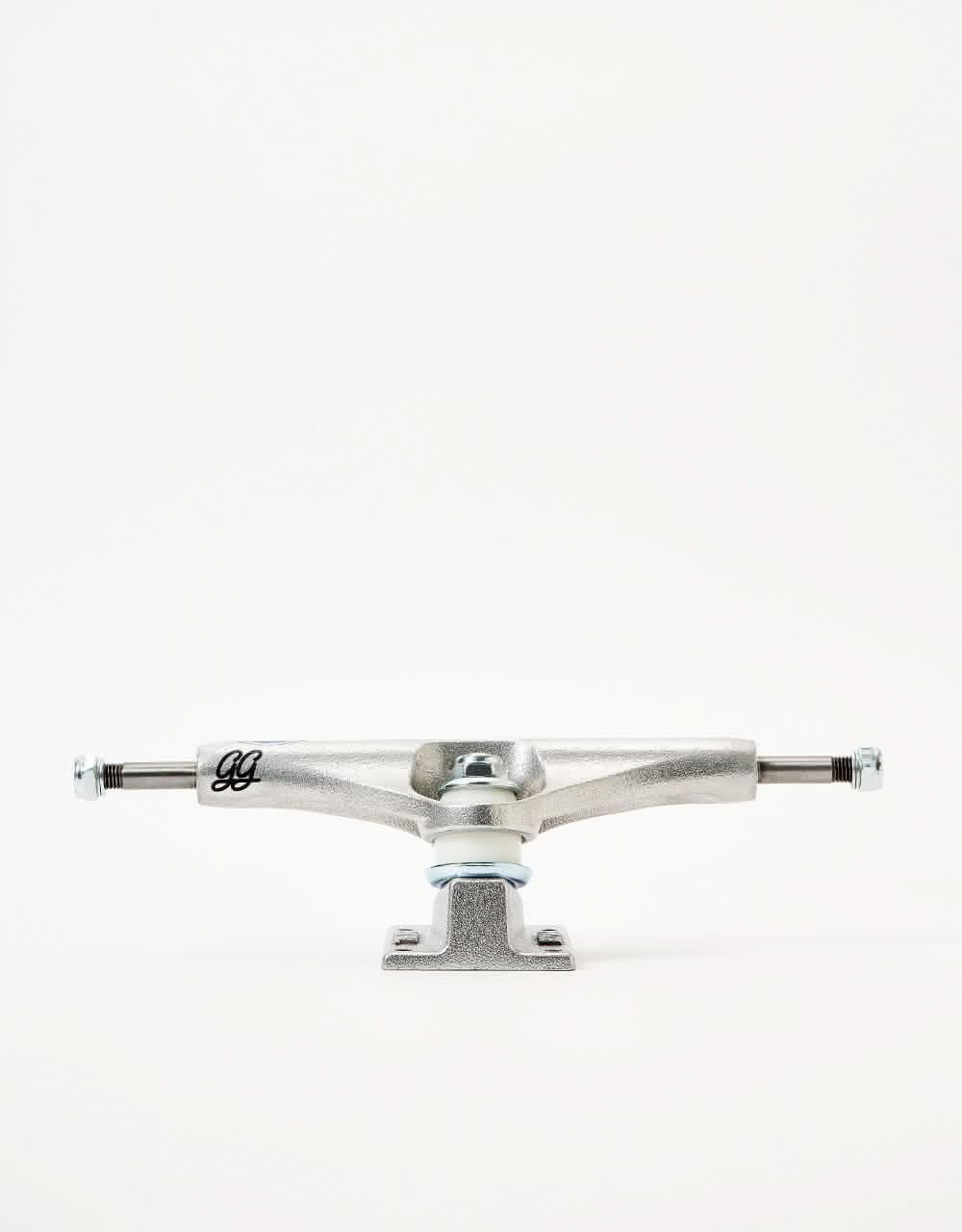 Royal Griffin Pro FC Standard Skateboard Trucks (Pair) - Image 3