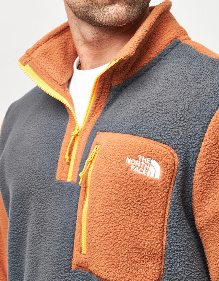 The North Face Yumiori 1/4 Zip Fleece - Asphalt Grey/Burnt Umber - Image 4