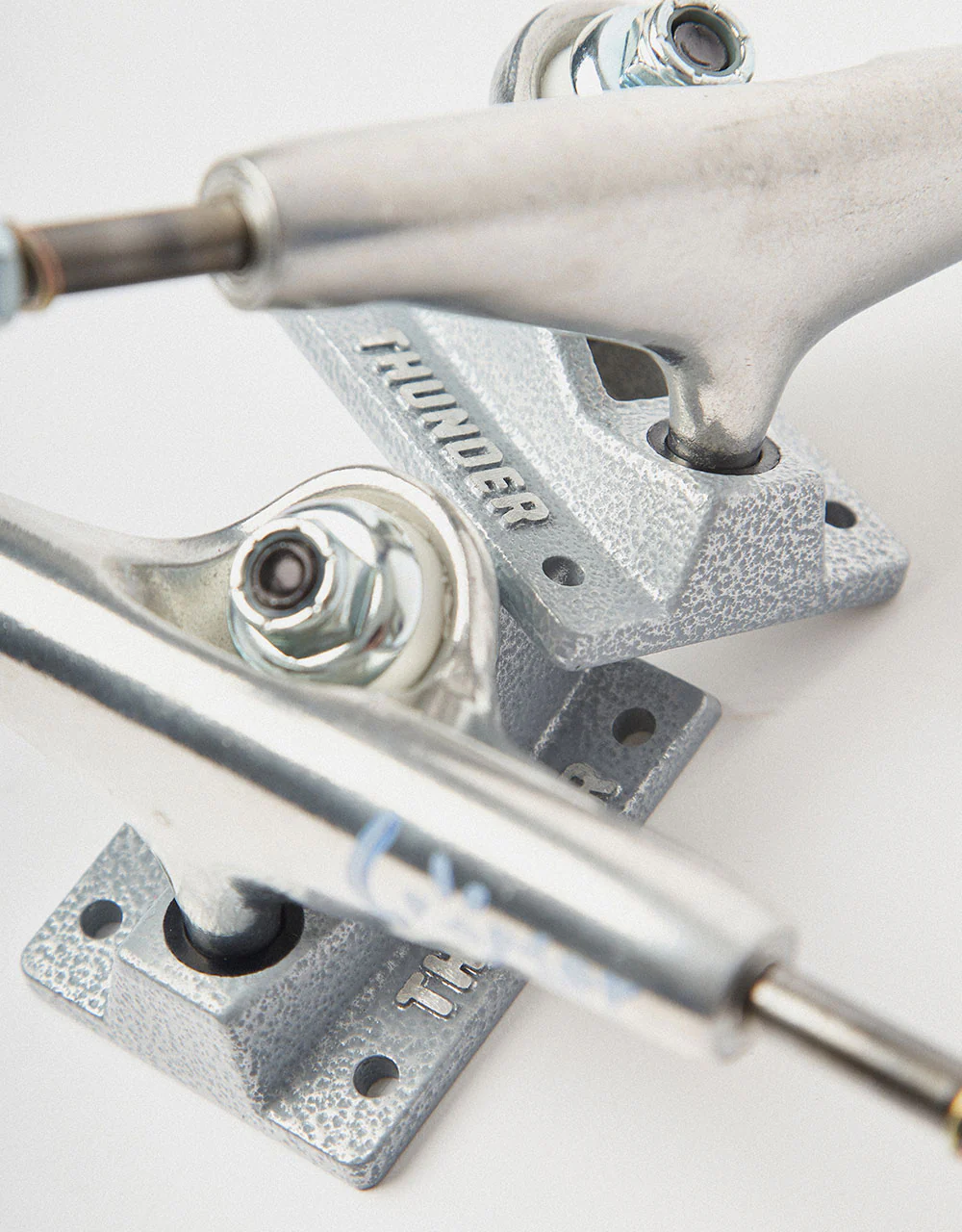 Thunder Cromer Behaviour High Skateboard Trucks (Pair) - Image 6