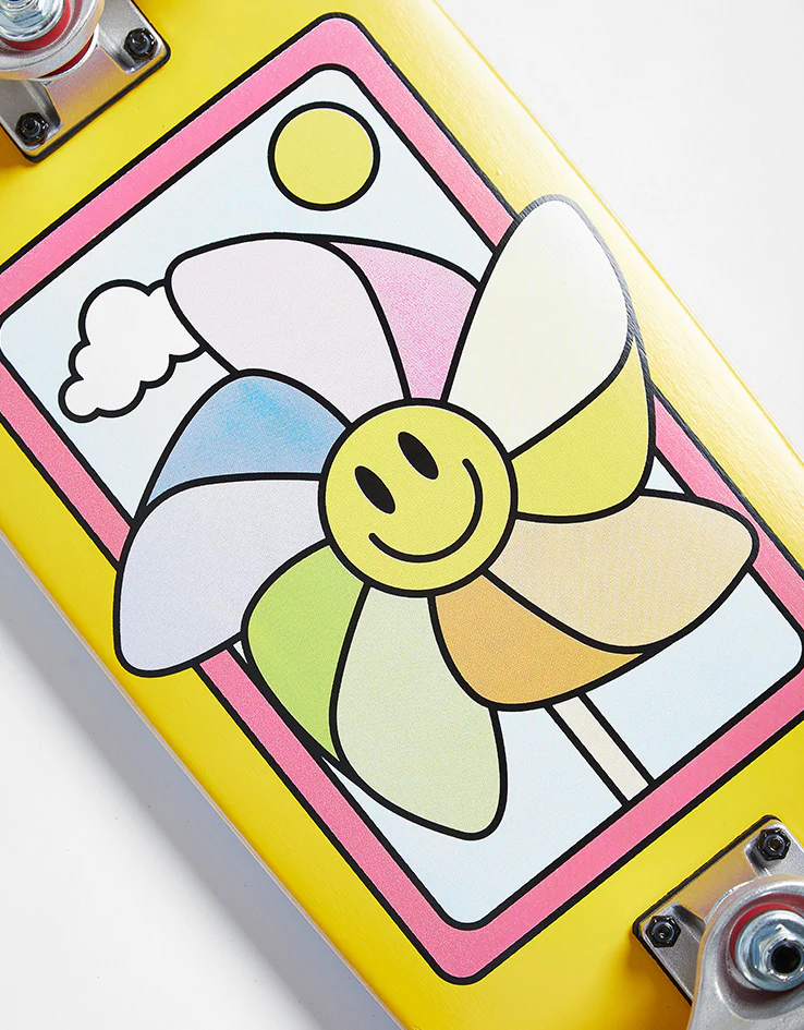 Tricks Spinner Mini Complete Skateboard - 8.25" x 25.75" - Image 2