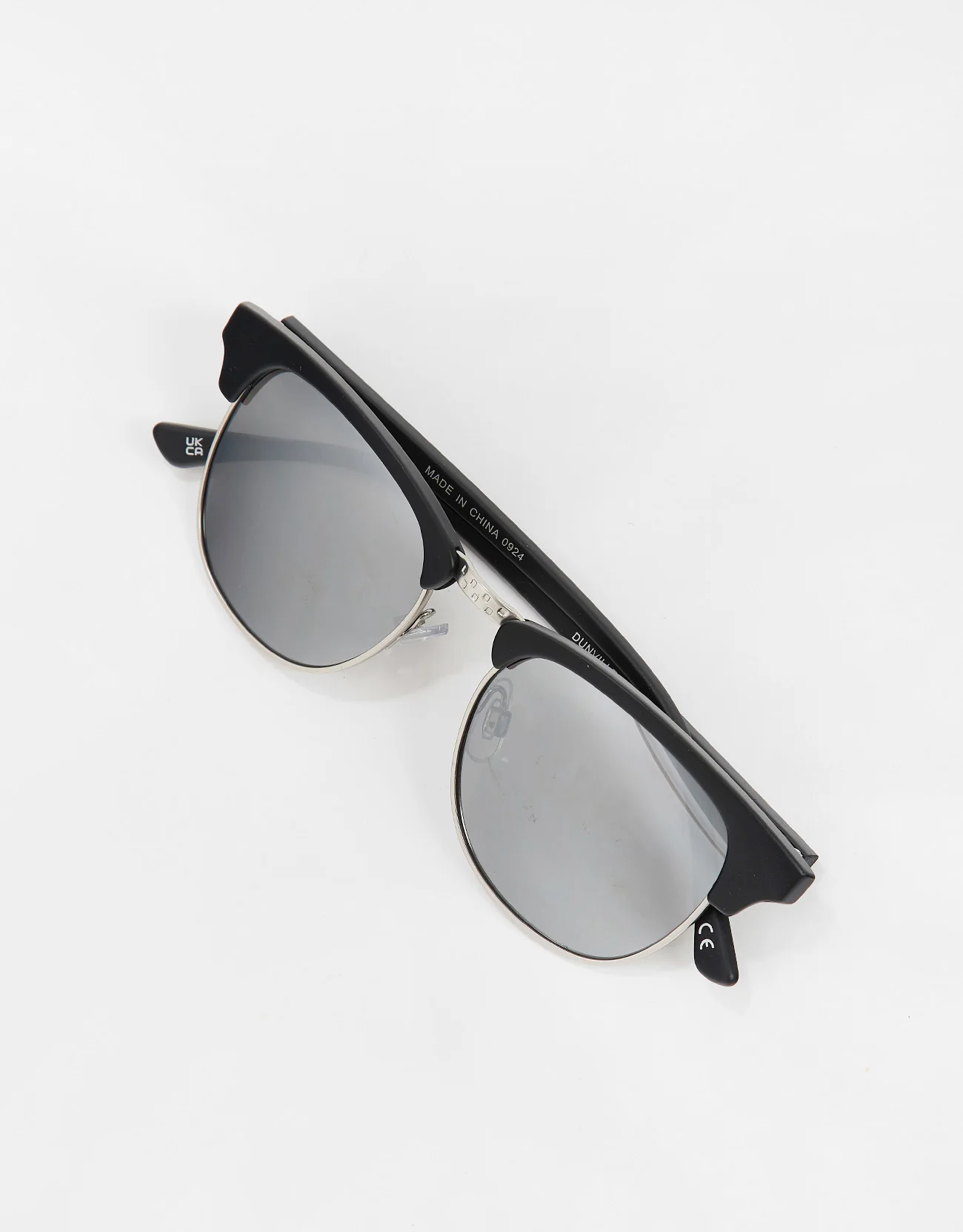 Vans Dunville Sunglasses - Matte Black/Silver Mirror - Image 6